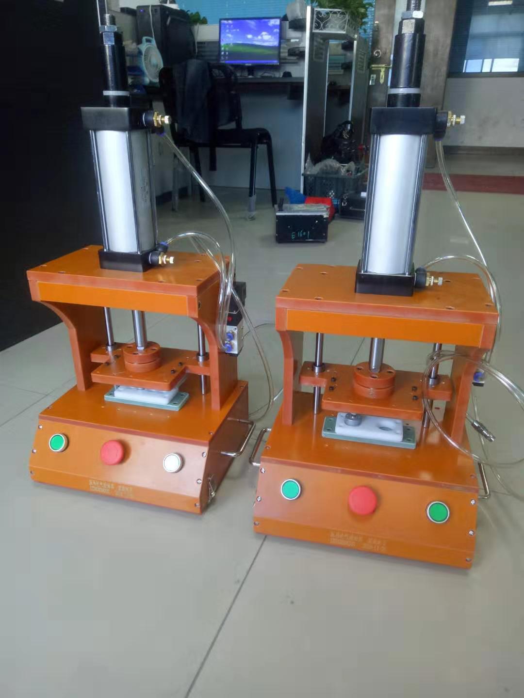 气动冲压治具13