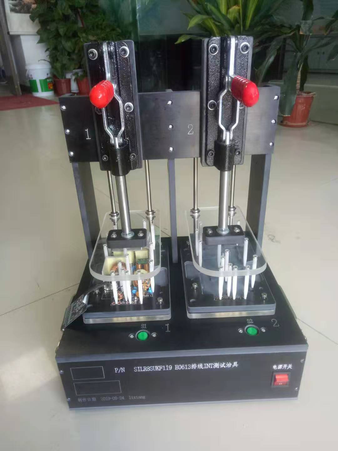 功能测试治具24